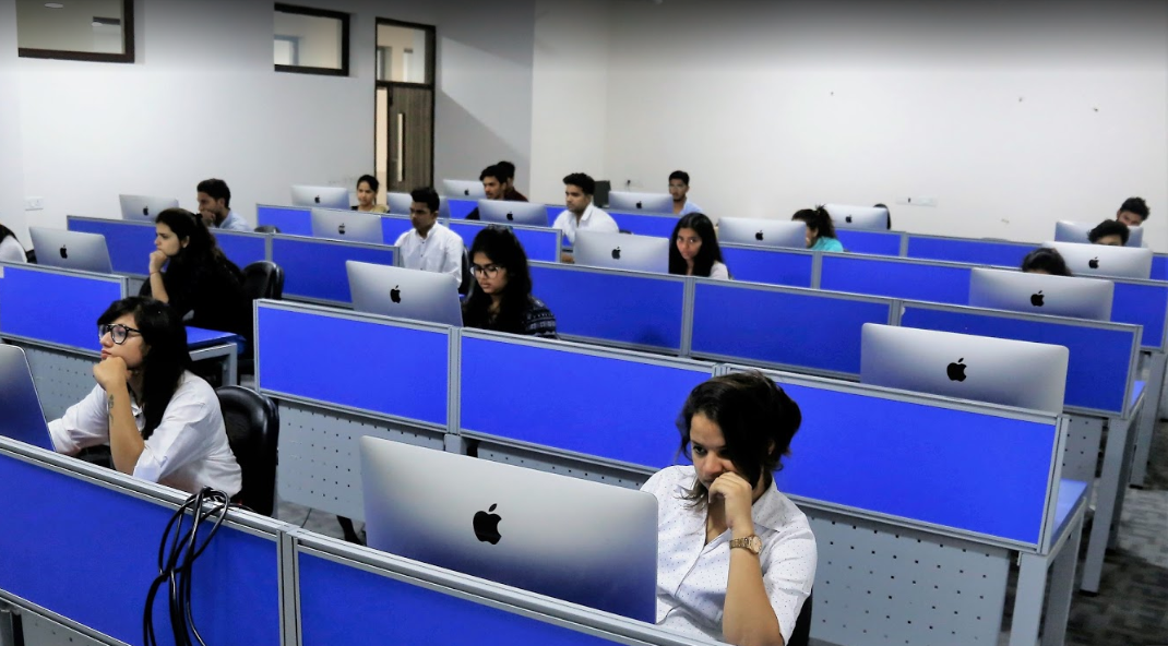 World University of Design - labs