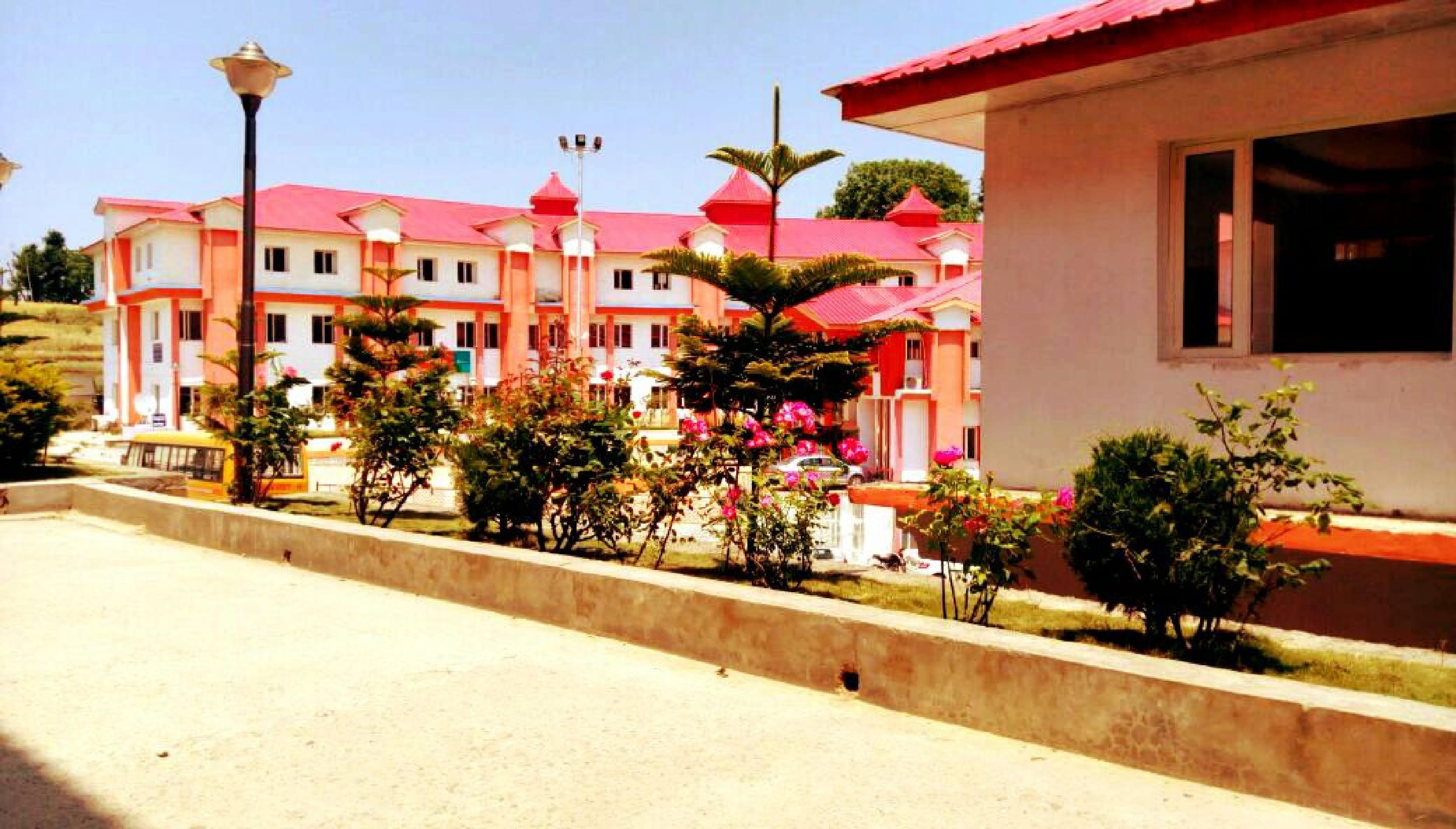 Abhilashi University - campus