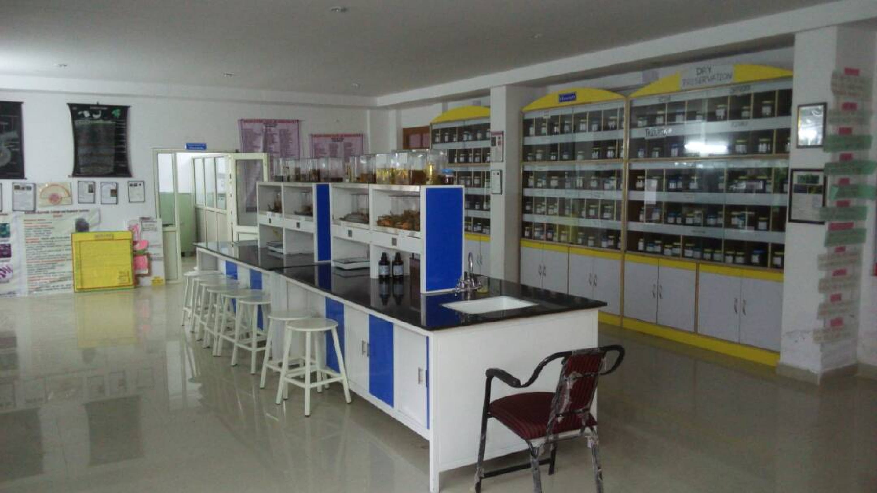 Abhilashi University - labs