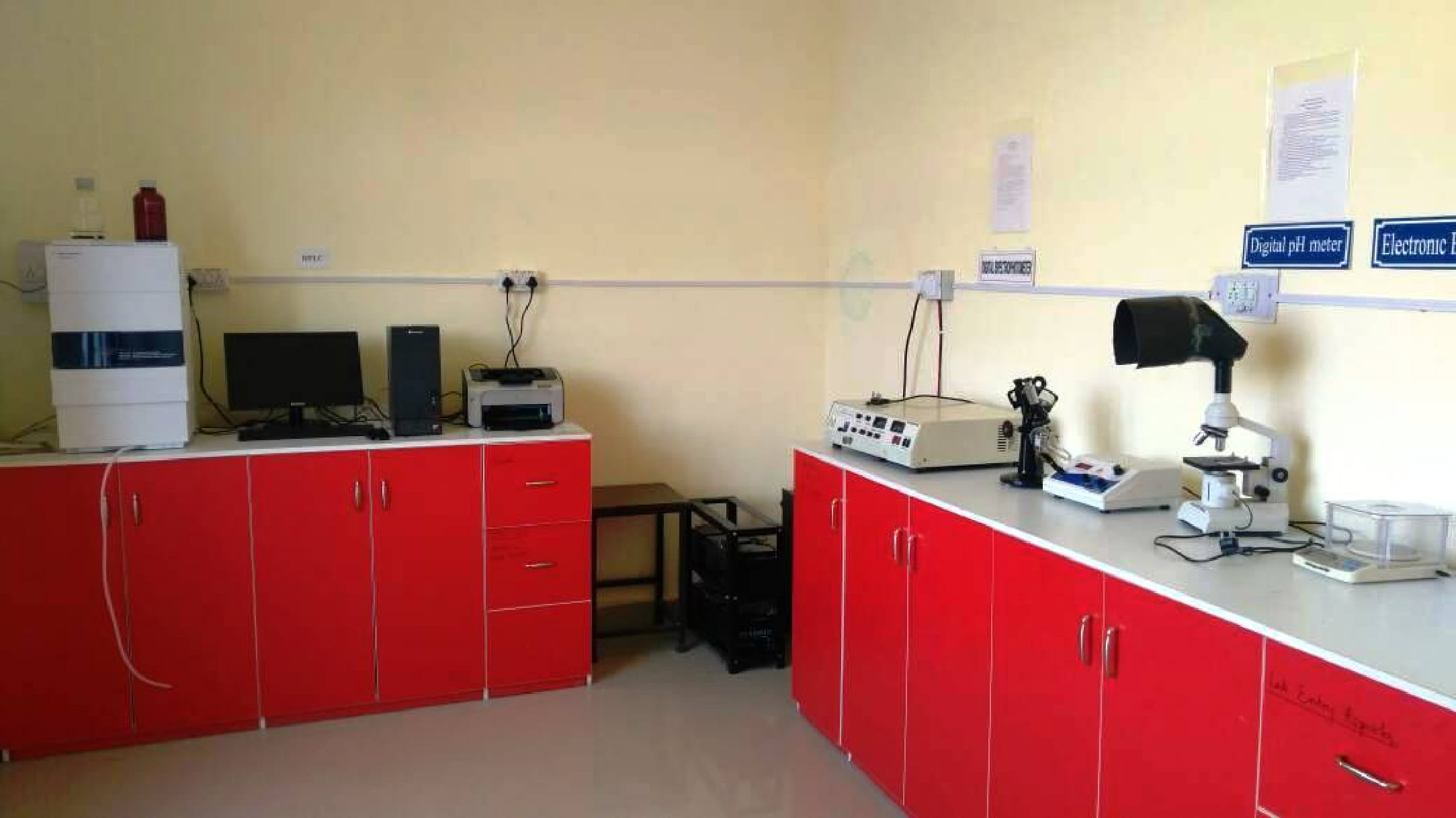 Abhilashi University - labs