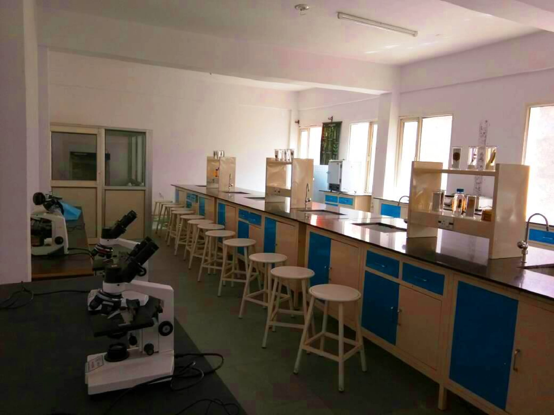Abhilashi University - labs