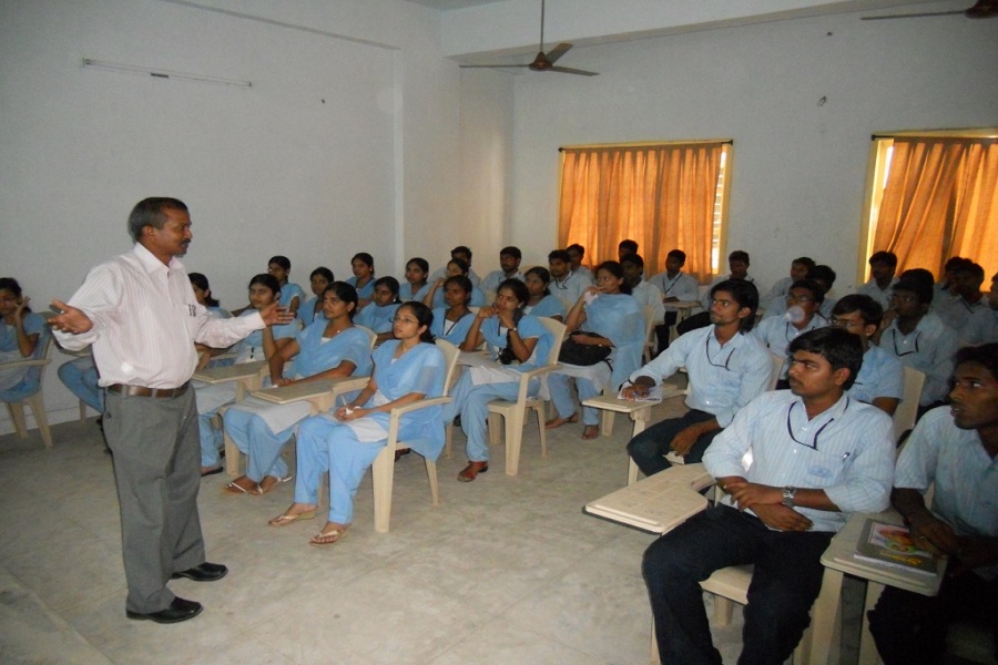 Adikavi Nannaya University - classroom