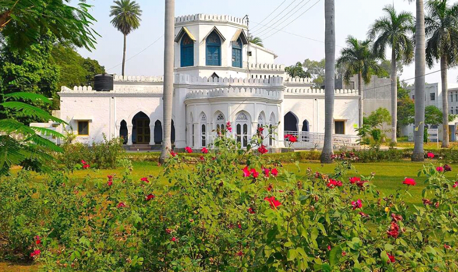 Aligarh Muslim University (AMU) - campus
