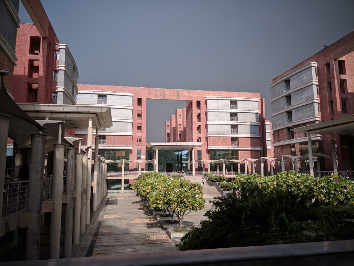 Amity University Gurgaon - campus