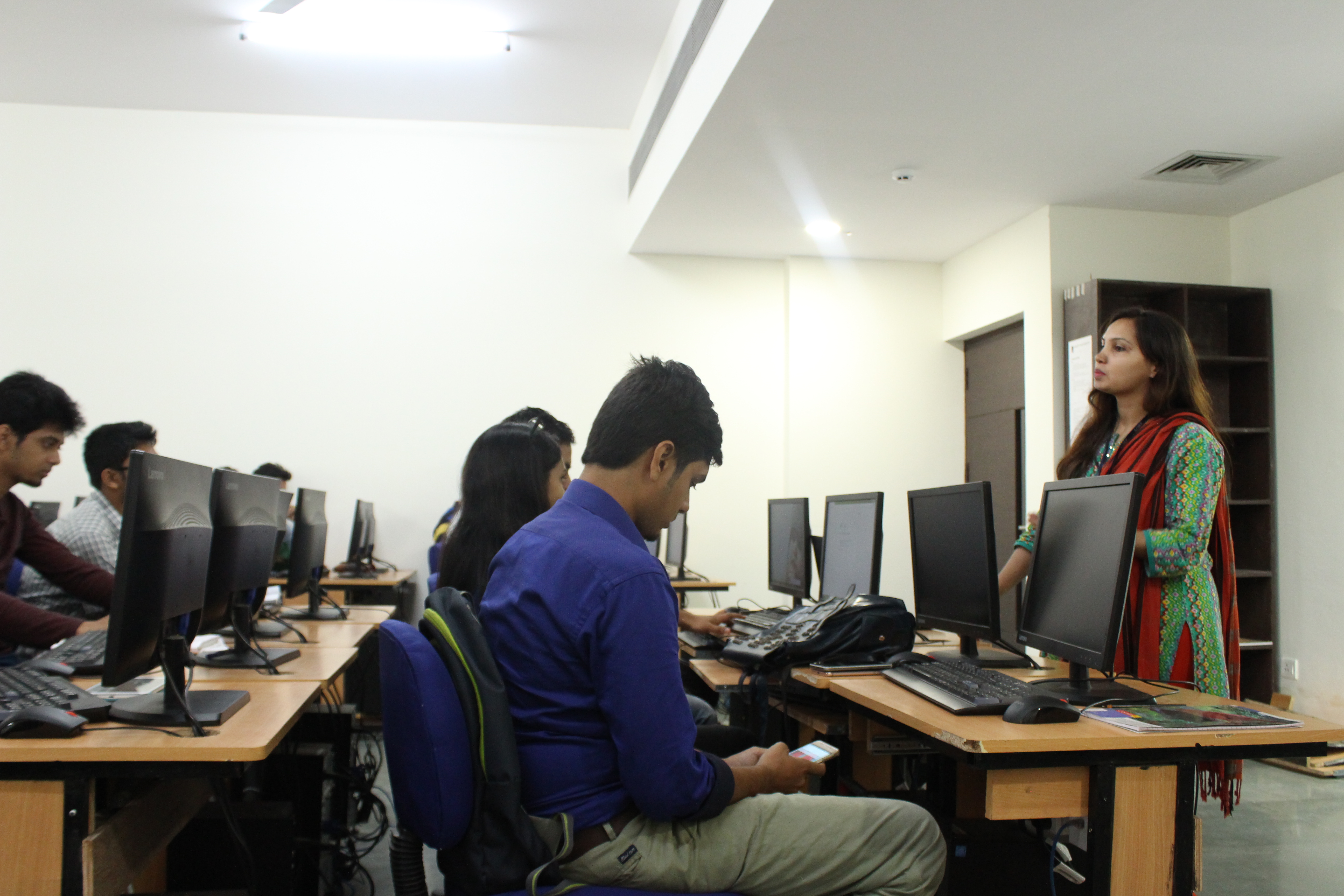 Amity Kolkata - labs