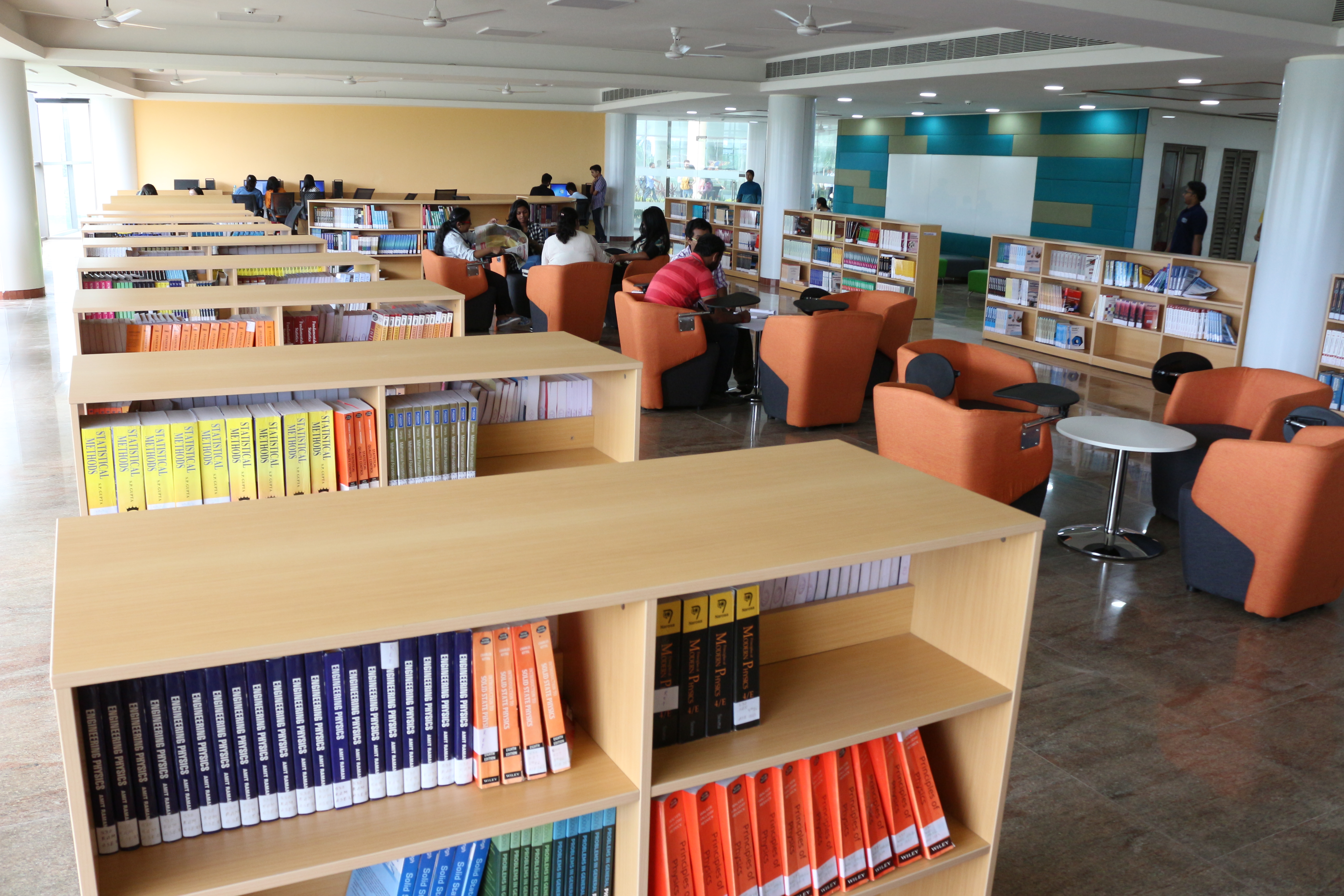 Amity Kolkata - library
