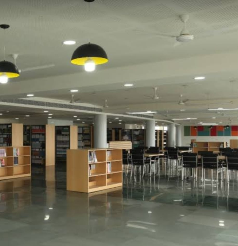 Amity Kolkata - library