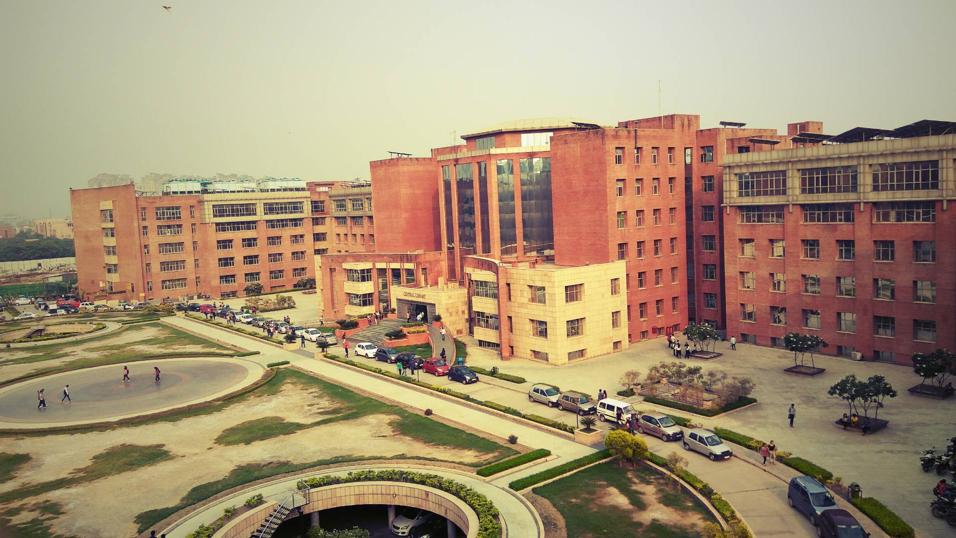 Amity University Noida - campus