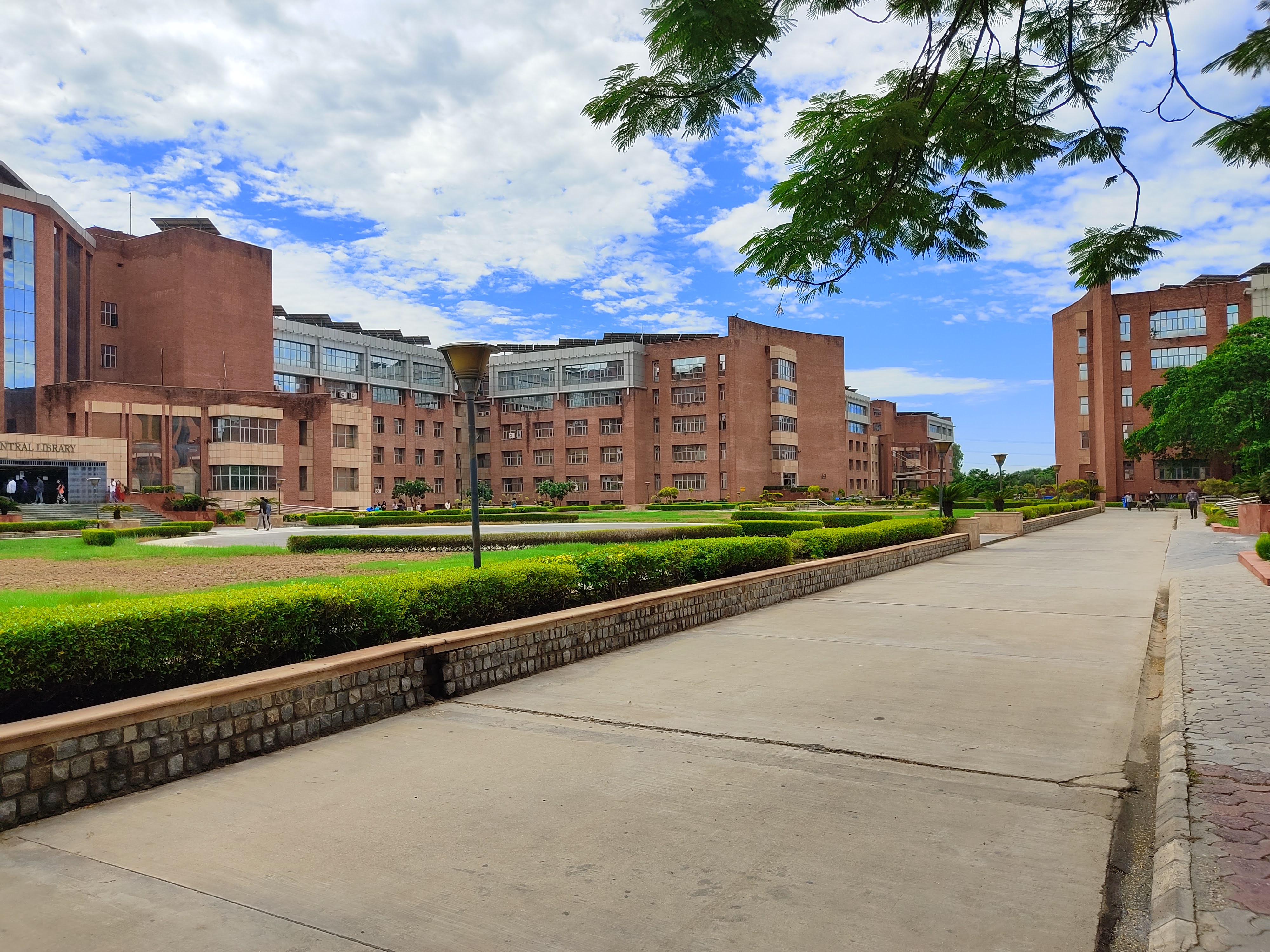 Amity University Noida - campus