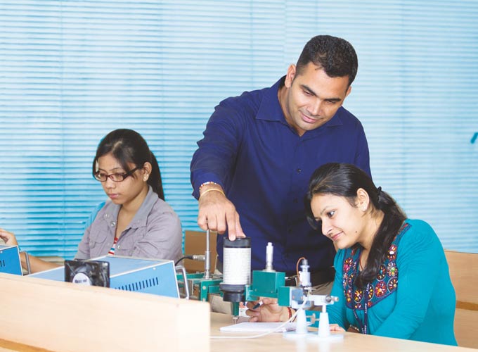 Amity University Noida - labs