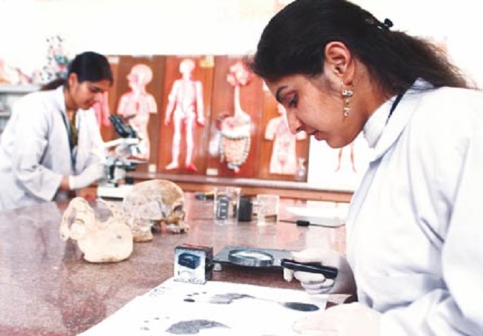 Amity University Noida - labs