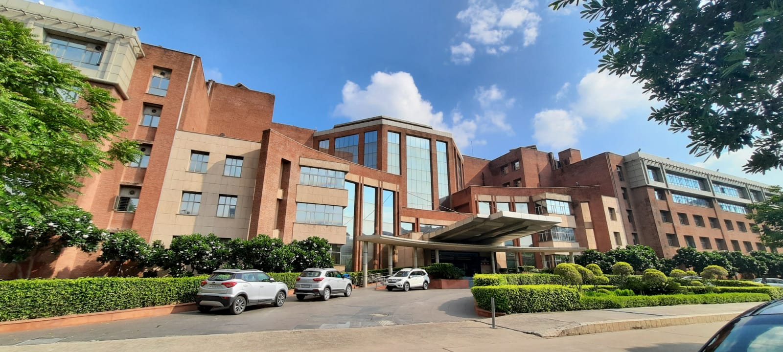 Amity University Noida - campus