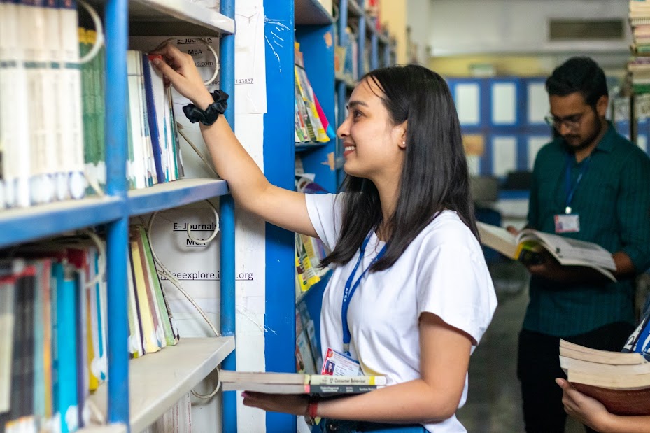 Apex University - library