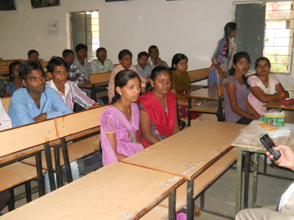 Atal Bihari Vajpayee Vishwavidyalaya - classroom