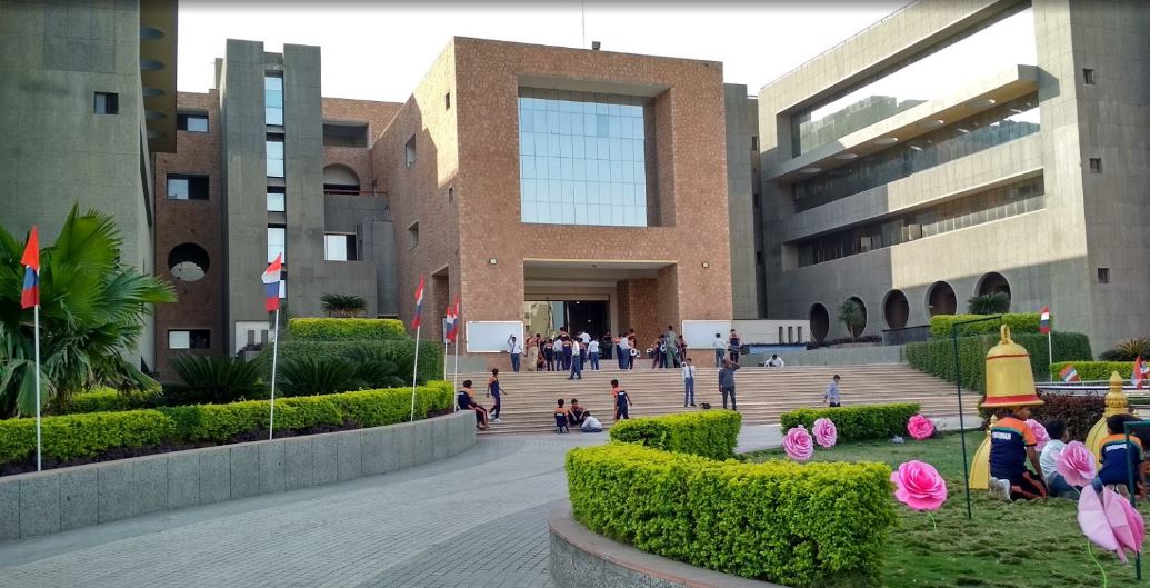 Atmiya University - campus