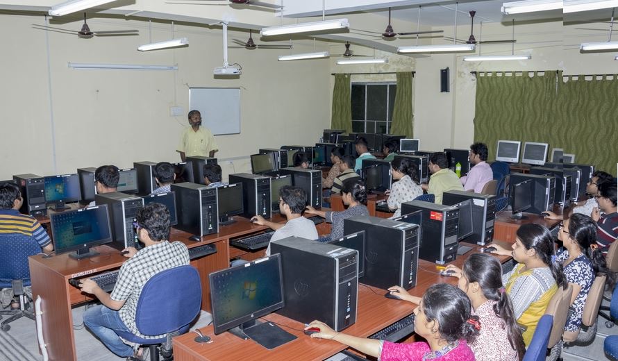 Calcutta University (University of Calcutta) - labs