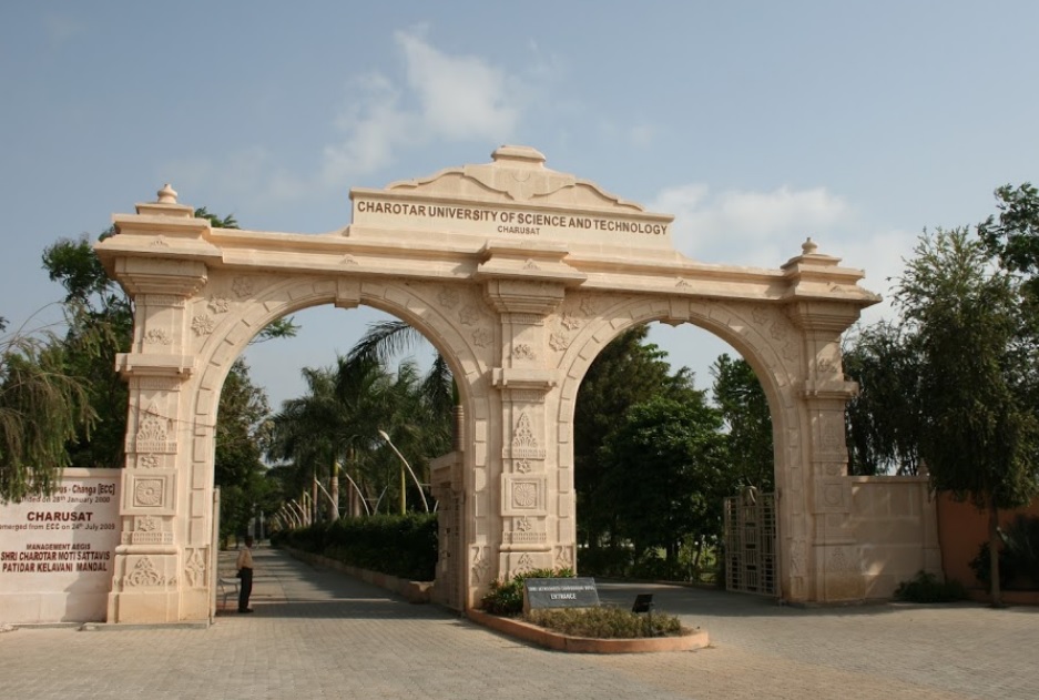 CHARUSAT - entrance