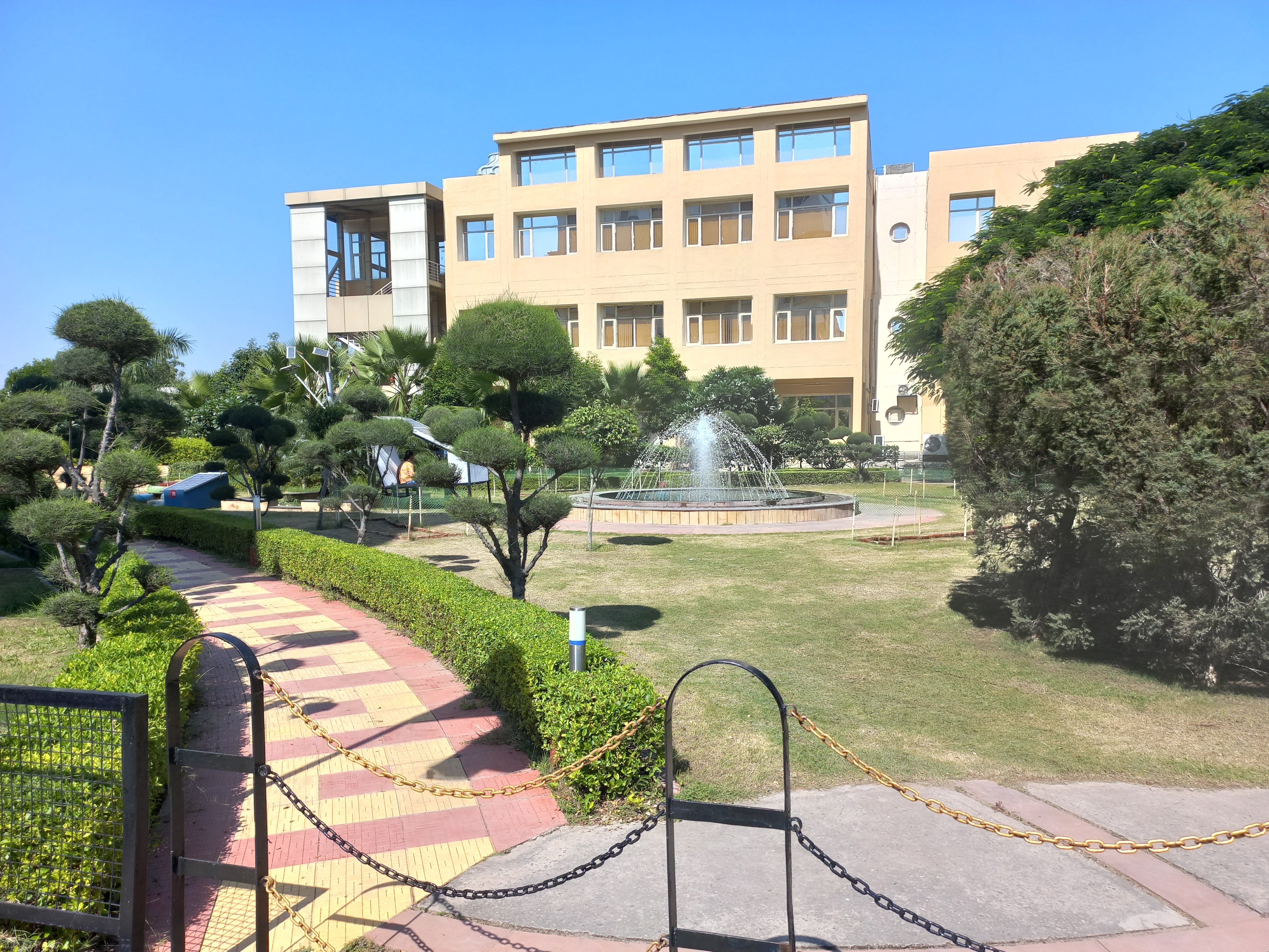 Chitkara University - campus