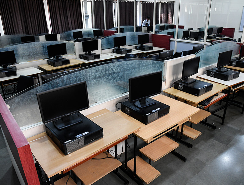 DY Patil International University (DYPIU) - labs