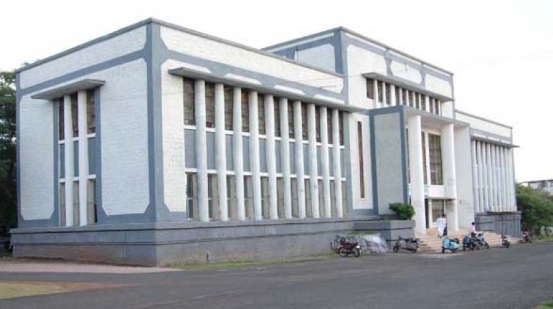Dr Harisingh Gour Vishwavidyalaya - campus