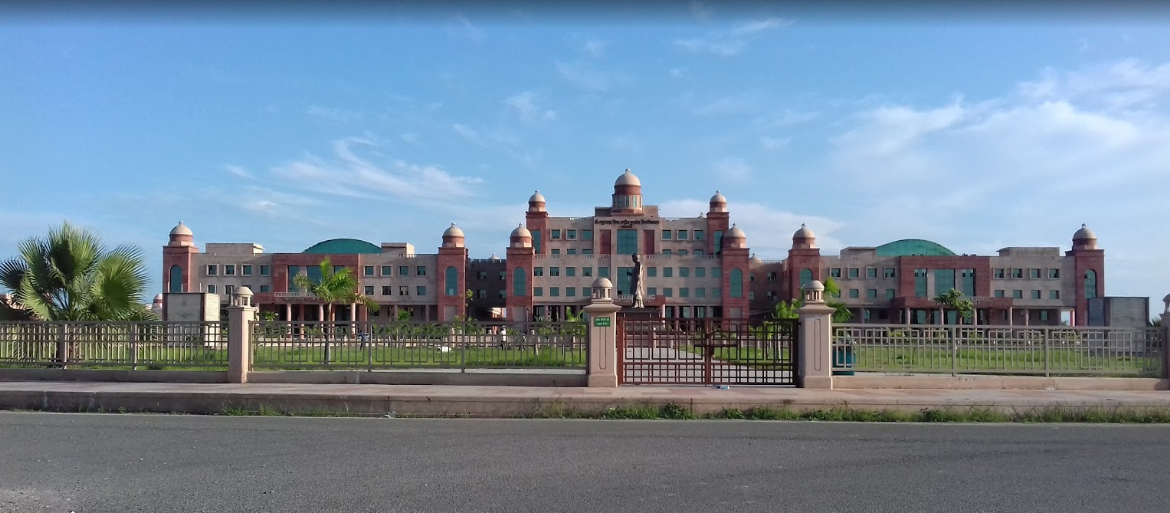 Dr. Shakuntala Misra National Rehabilitation University - entrance