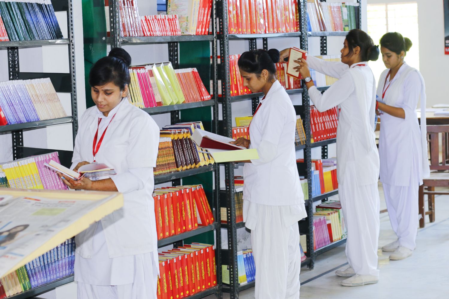 FS University - library