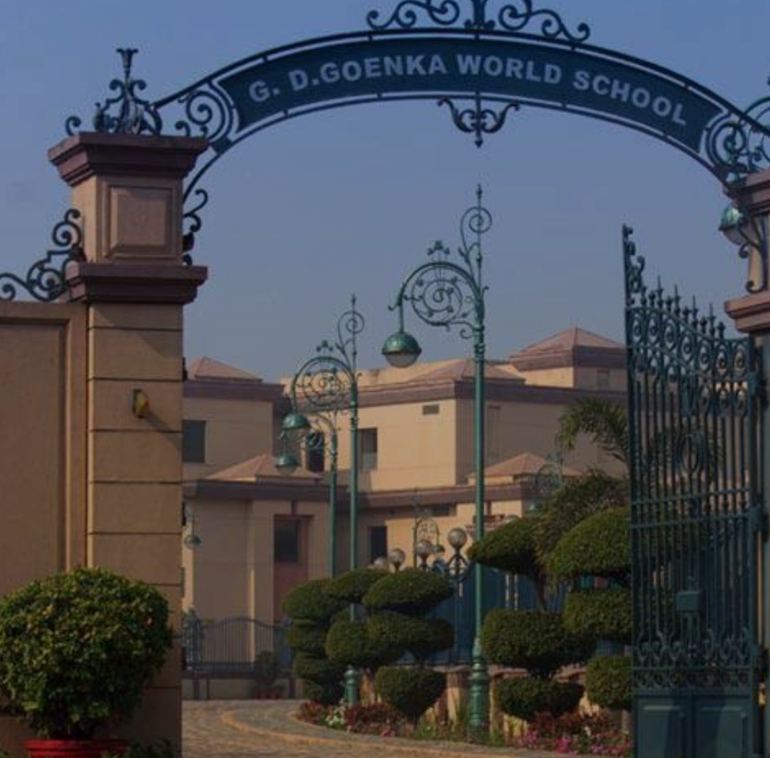 GD Goenka University - entrance