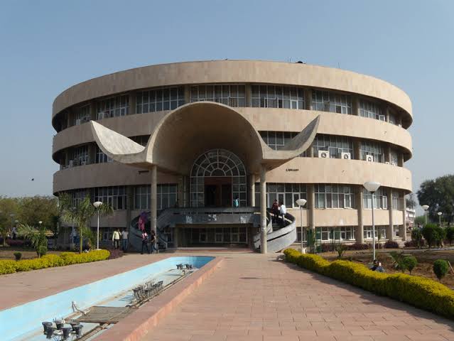 GJUST - campus