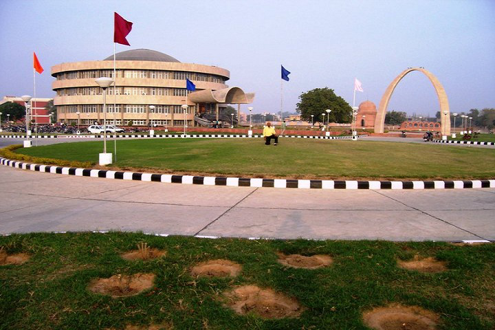 GJUST - campus