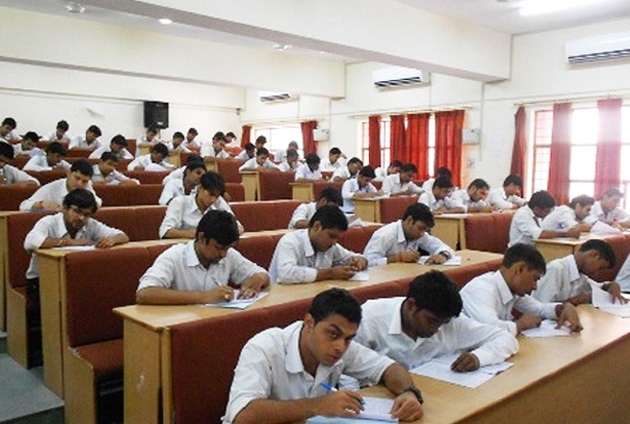 GKV - Gurukula Kangri Vishwavidyalaya - classroom