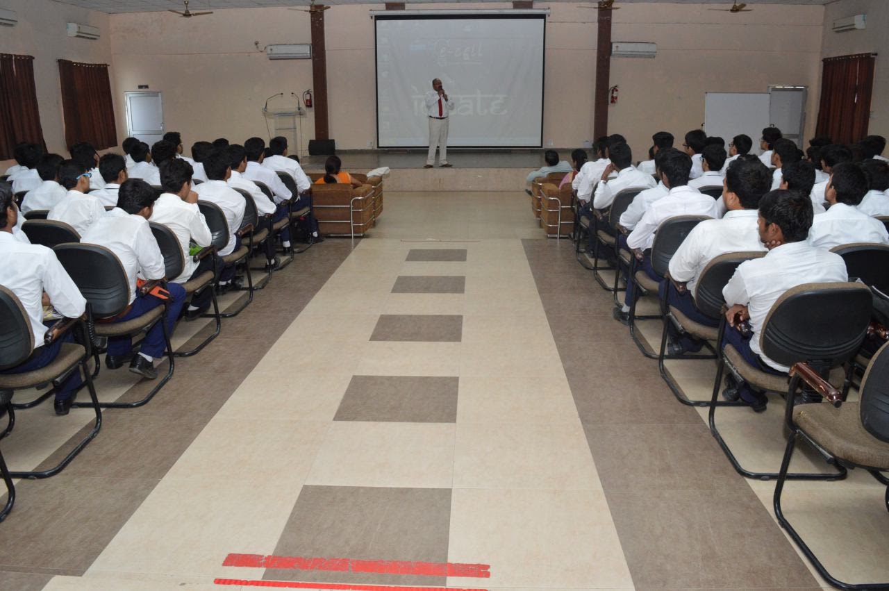 GLA University - seminar