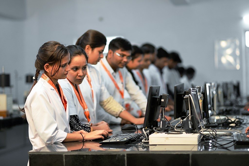 Gopal Narayan Singh University - labs