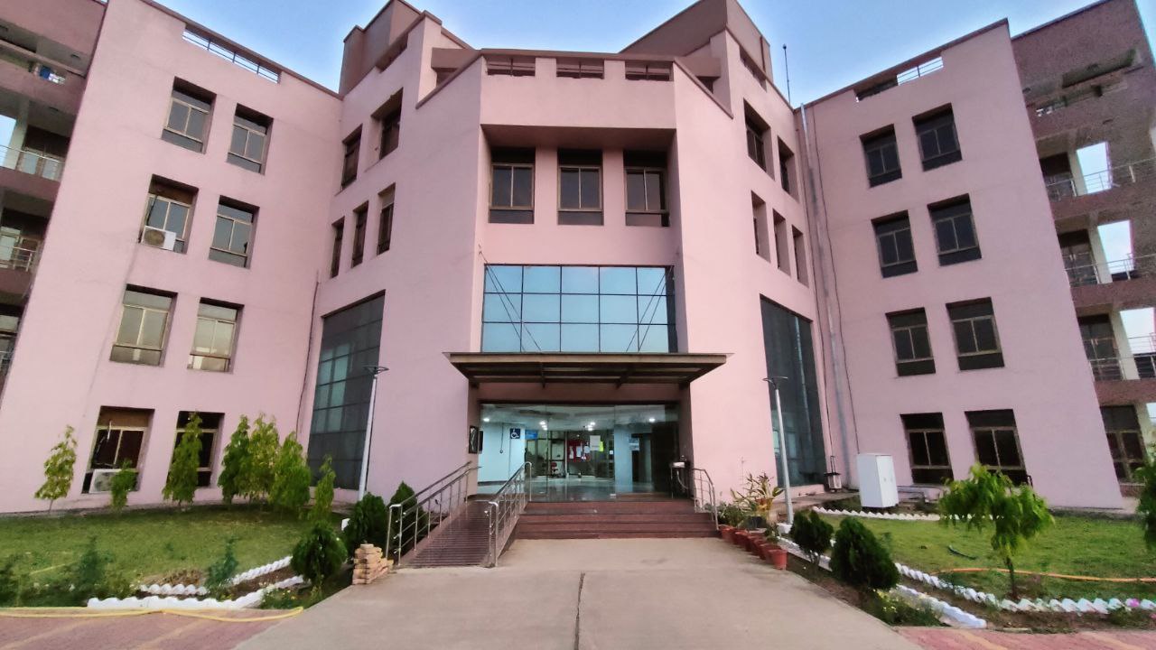 IIITDM Jabalpur (IIITDMJ) - campus