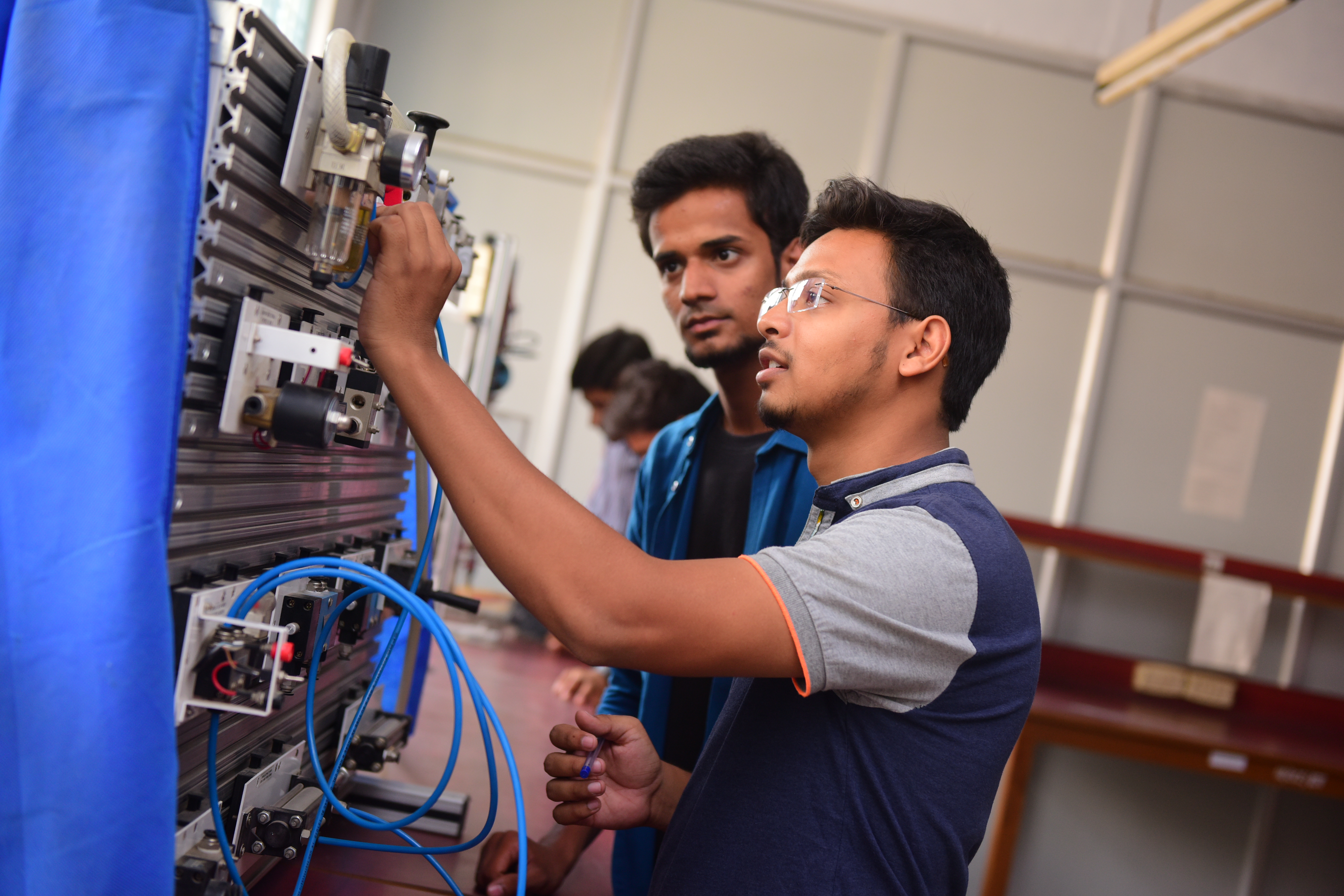 Integral University - labs