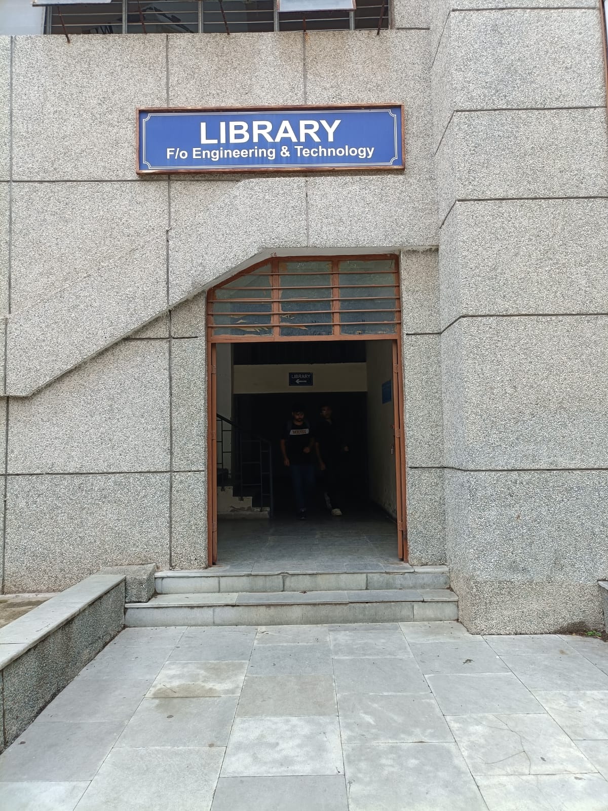 Jamia Millia Islamia (JMI) - library