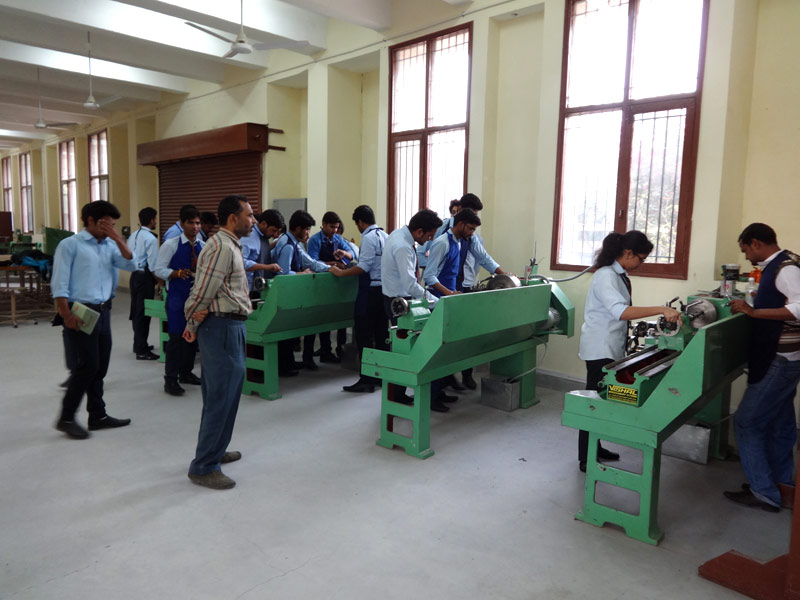 Jaypee University, Anoopshahr - labs