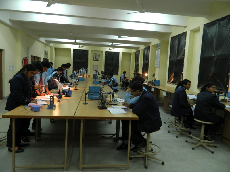Jaypee University, Anoopshahr - labs