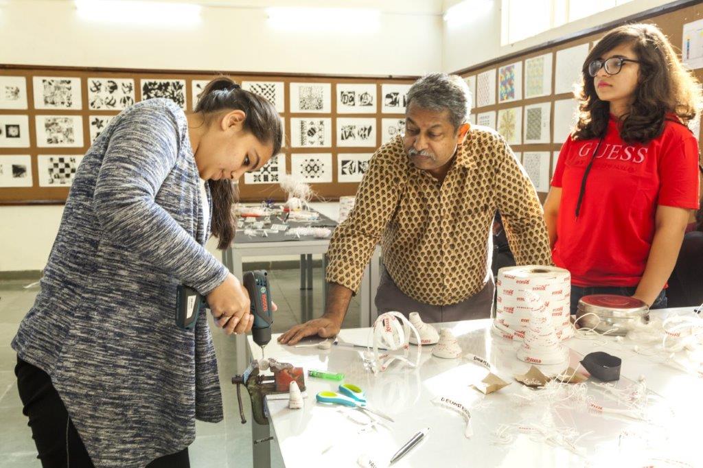 JK Lakshmipat University - labs