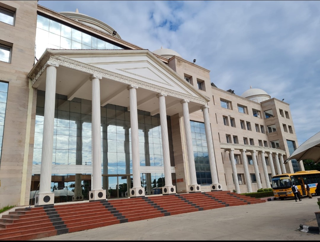 KR Mangalam University - main