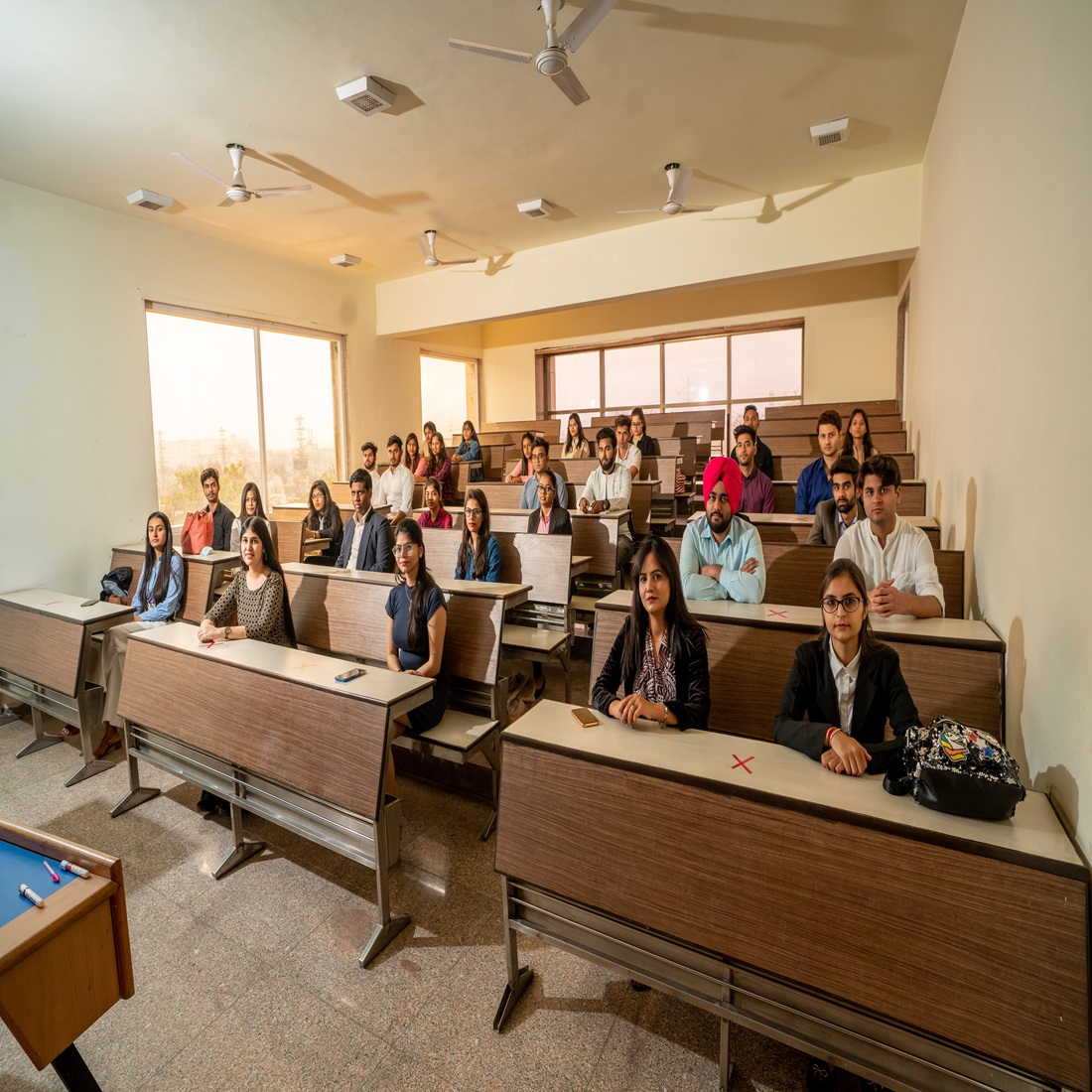 KR Mangalam University - classroom