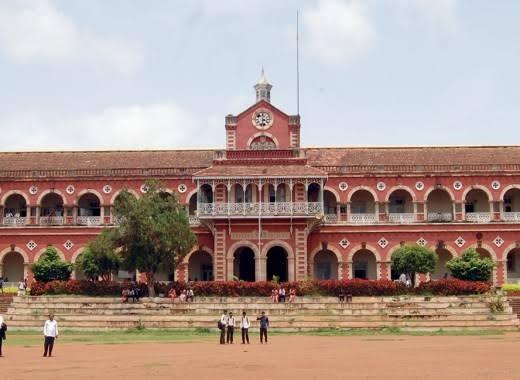 Karnataka University - campus