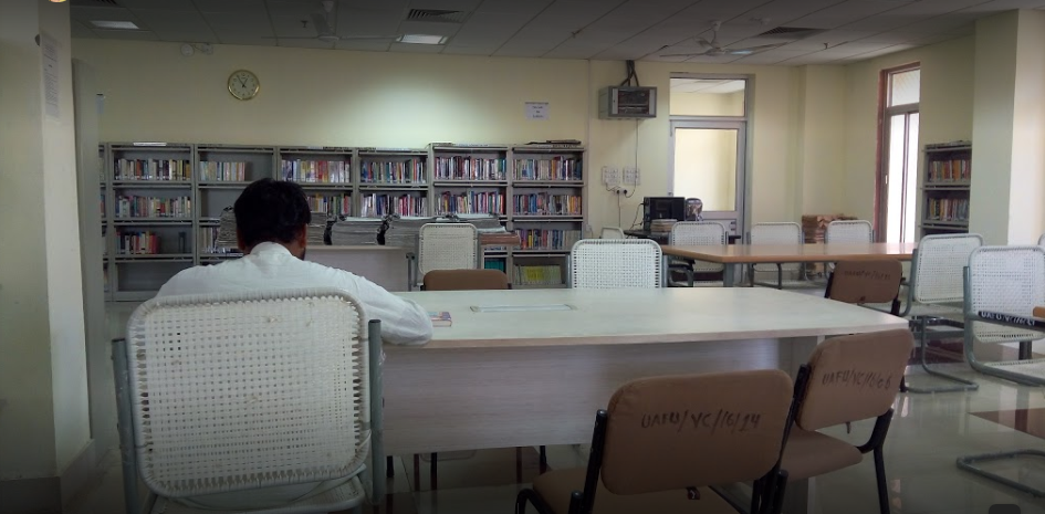 Khwaja Moinuddin Chishti Language University - library