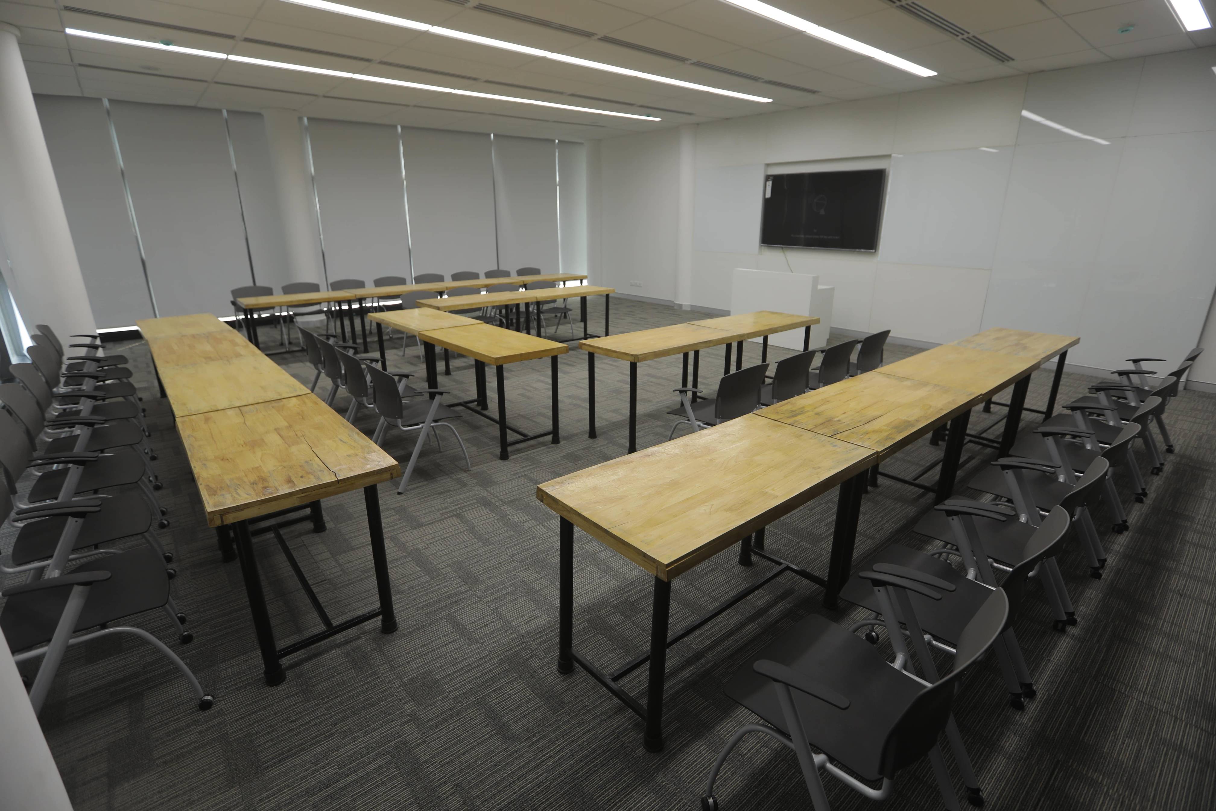 KK Modi University - classroom