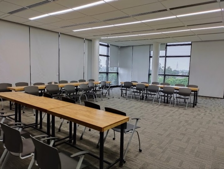 KK Modi University - classroom