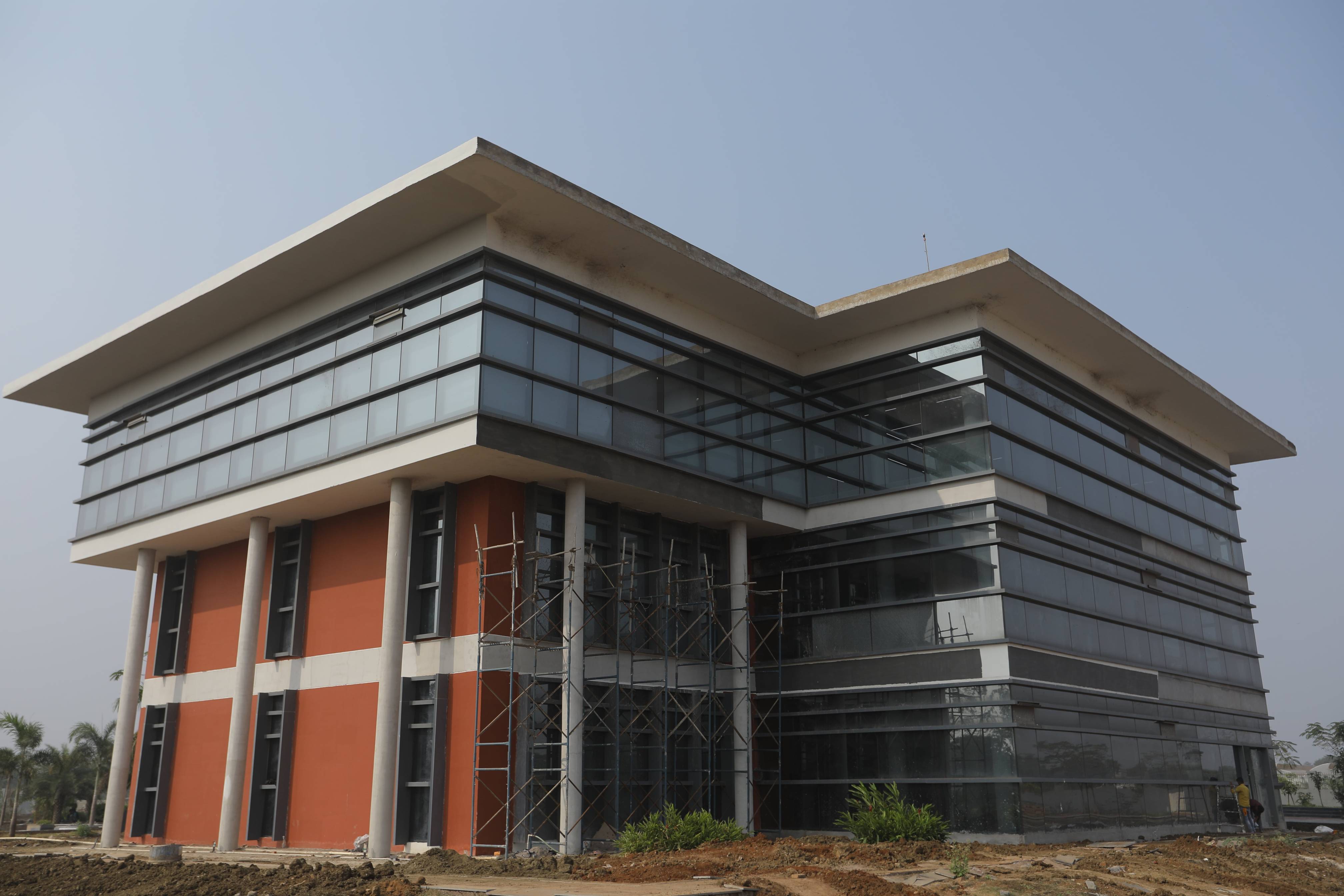 KK Modi University - campus