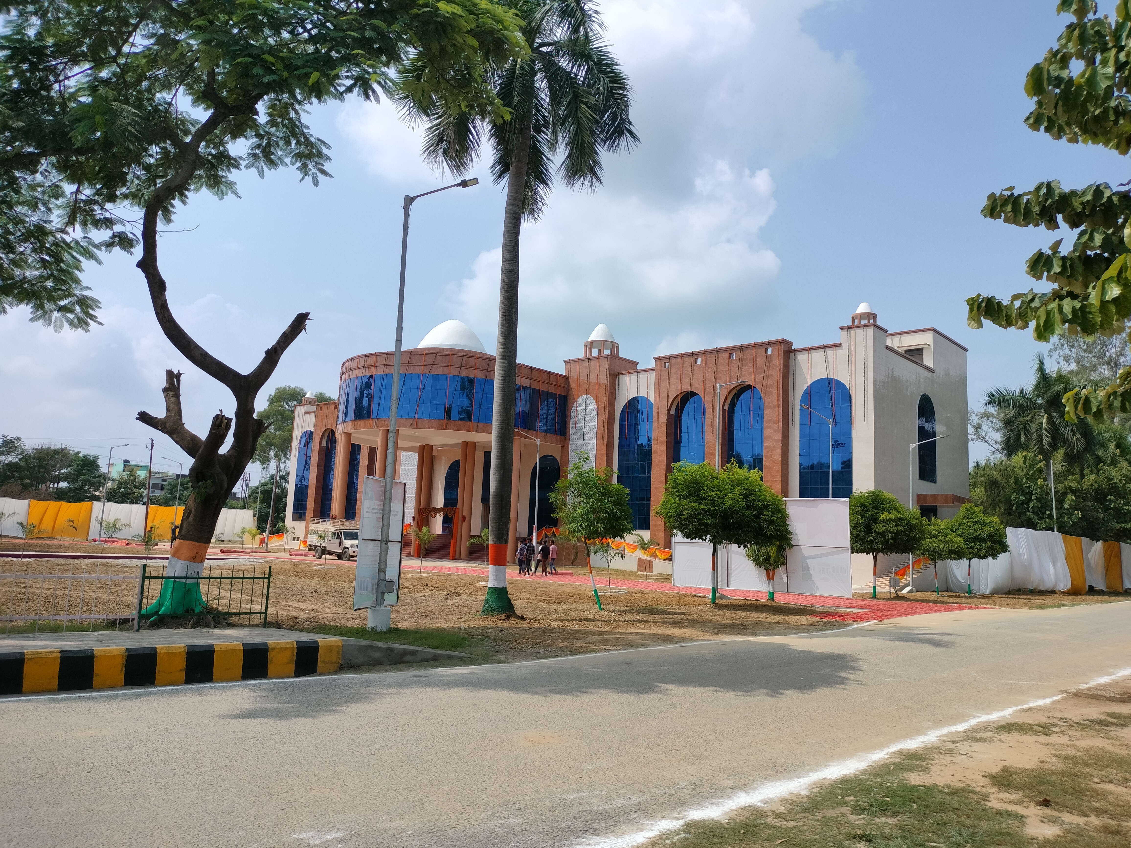 MMMUT - campus
