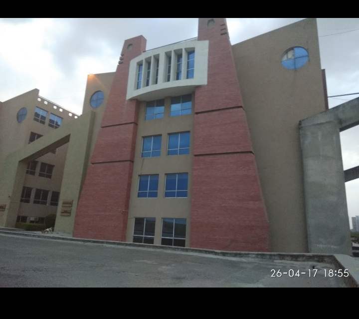 Manav Rachna University - campus