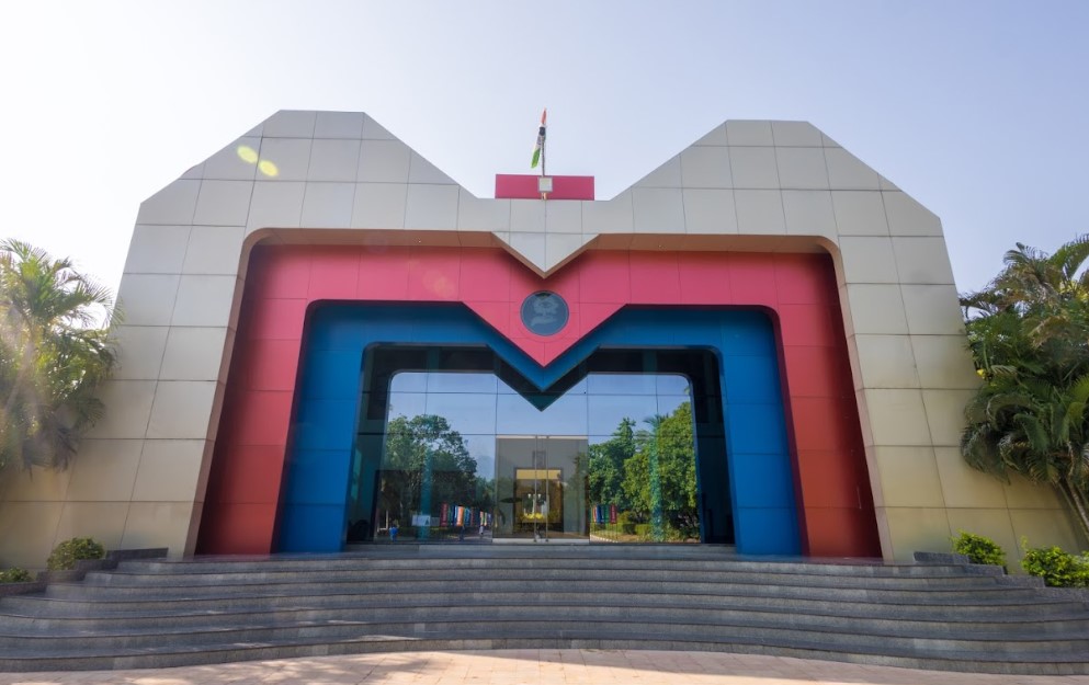 Mohan Babu University - academic