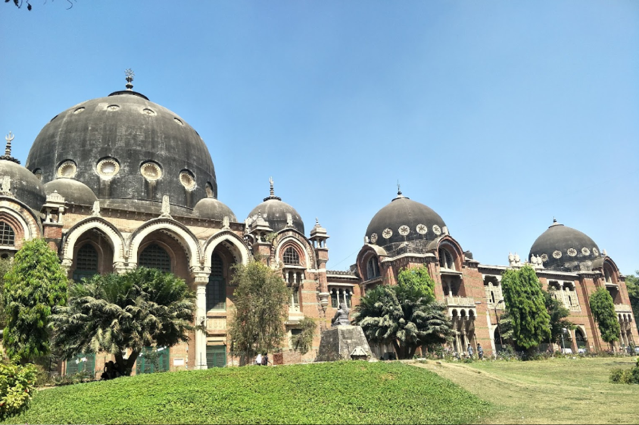 MSU Baroda - main