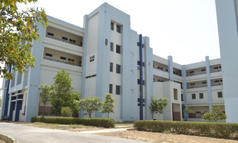 MVN University - campus